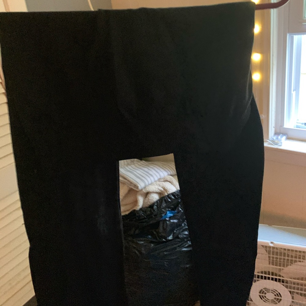 Black leggings